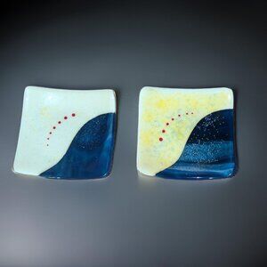 Recently Vintage '05 PRW 5"x5" Curved Fused Glass Votive Plate Set